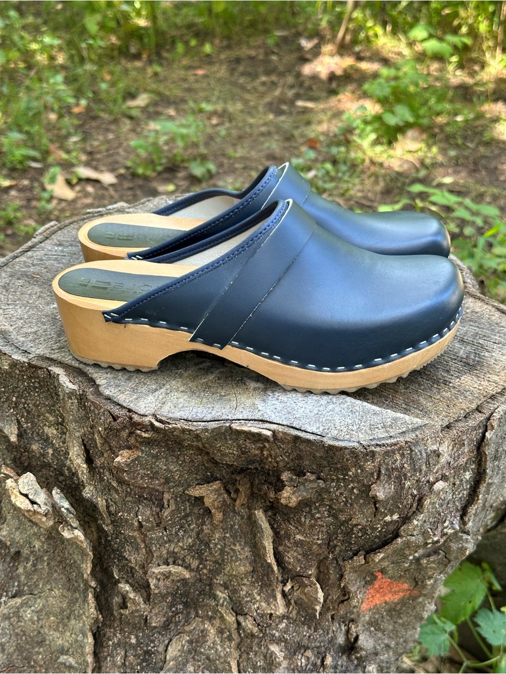 BJORK Maja Wood Open Navy Classic Leather Clogs Swedish CLEAN Size 9 9.5 EUR 40